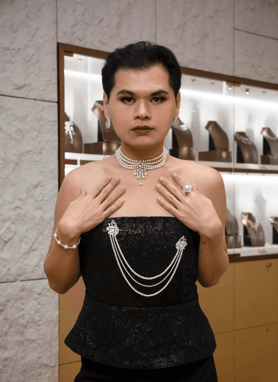 CBVH Aurora necklace collection