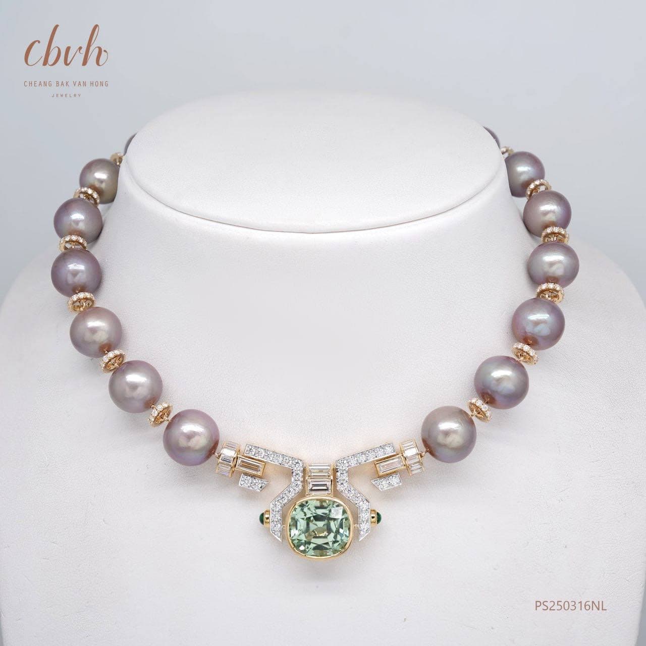 South Sea Pearl Luxury Strand