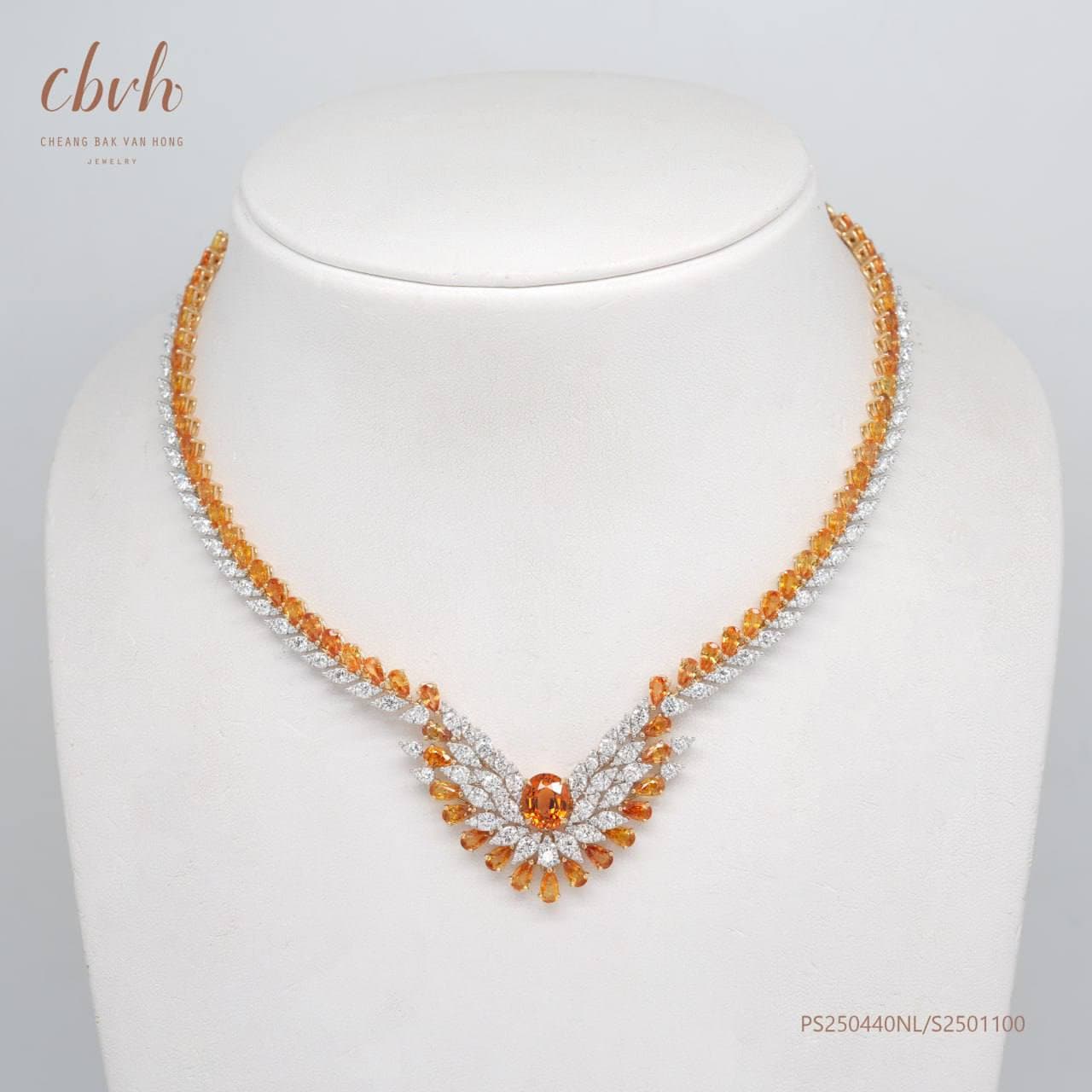 Lotus Motif Necklace